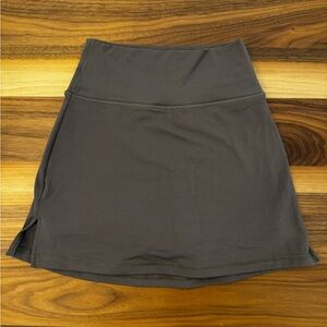 FORM Tennis Skirt / Skort in Walnut